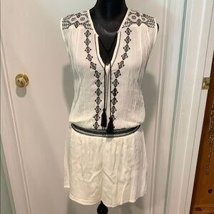 Lovestitch White and Black Embroidered Tunic Top